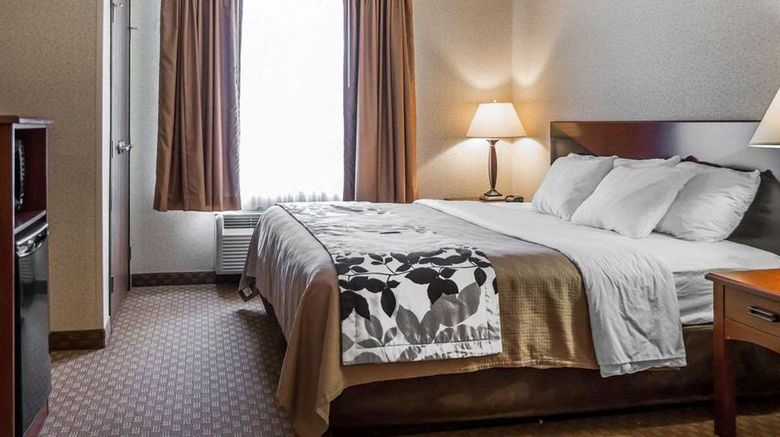 <b>Rodeway Inn & Suites Salina Suite</b>. Images powered by <a href="https://iceportal.shijigroup.com/" title="IcePortal" target="_blank">IcePortal</a>.