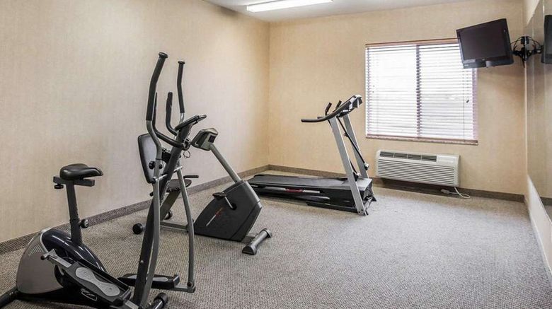 <b>Rodeway Inn & Suites Salina Health</b>. Images powered by <a href="https://iceportal.shijigroup.com/" title="IcePortal" target="_blank">IcePortal</a>.