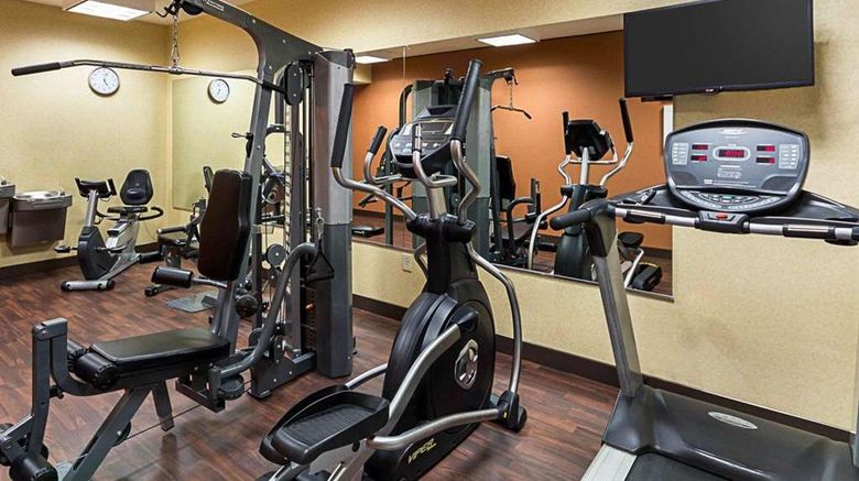 <b>Comfort Suites Airport Health</b>. Images powered by <a href="https://iceportal.shijigroup.com/" title="IcePortal" target="_blank">IcePortal</a>.