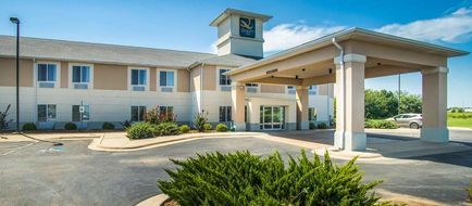 Quality Inn Exterior