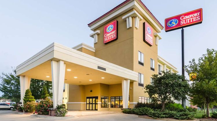 Comfort Suites - Salina Exterior