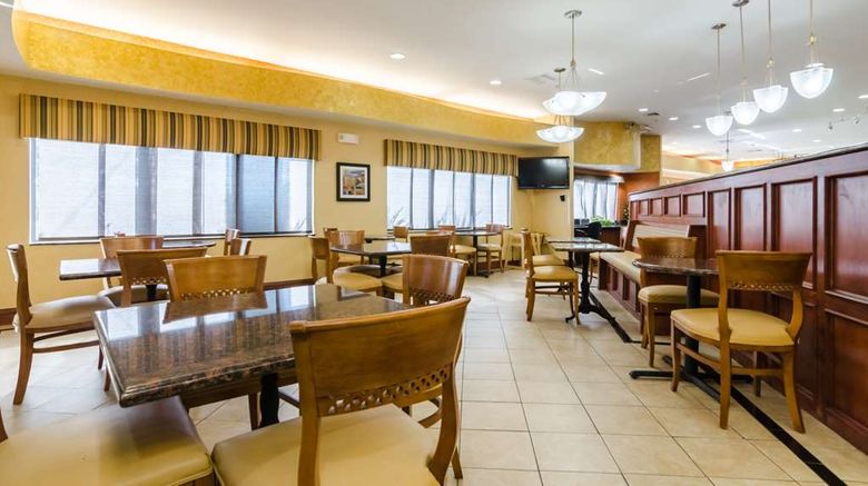 <b>Comfort Suites - Salina Restaurant</b>. Images powered by <a href="https://iceportal.shijigroup.com/" title="IcePortal" target="_blank">IcePortal</a>.