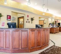 Comfort Suites - Salina Lobby