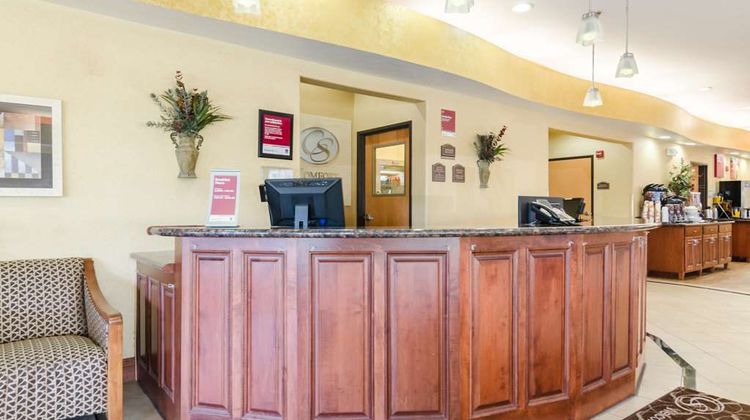 Comfort Suites - Salina Lobby