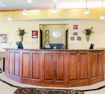 Comfort Suites - Salina Lobby