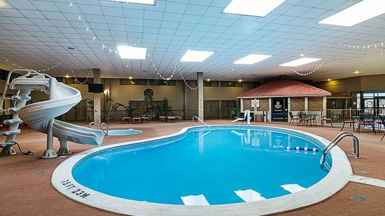 Clarion Inn Pool