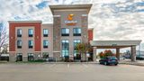 <b>Comfort Suites Exterior</b>. Images powered by <a href="https://iceportal.shijigroup.com/" title="IcePortal" target="_blank">IcePortal</a>.