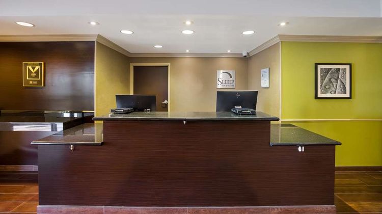 Sleep Inn and Suites Colby Lobby