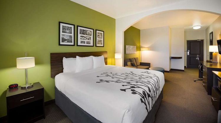 Sleep Inn and Suites Colby Suite
