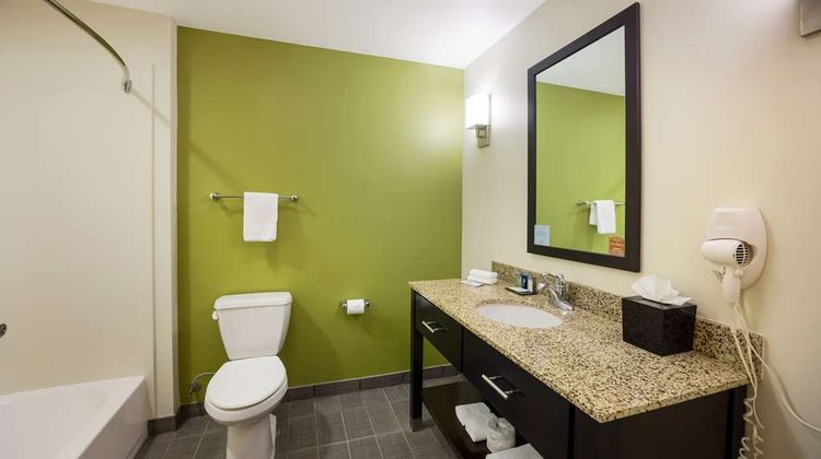 Sleep Inn and Suites Colby Suite
