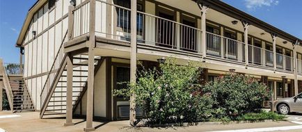 Econo Lodge Lawrence near University Exterior