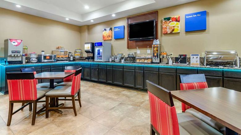 <b>Comfort Inn & Suites Restaurant</b>. Images powered by <a href="https://iceportal.shijigroup.com/" title="IcePortal" target="_blank">IcePortal</a>.