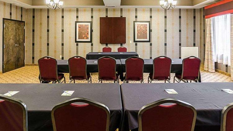 Comfort Inn & Suites, Lawrence Meeting