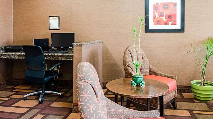 Comfort Inn & Suites, Lawrence Other
