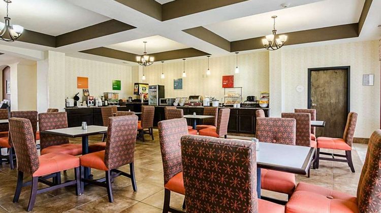 Comfort Inn & Suites, Lawrence Restaurant