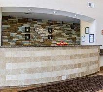 Comfort Inn & Suites, Lawrence Lobby