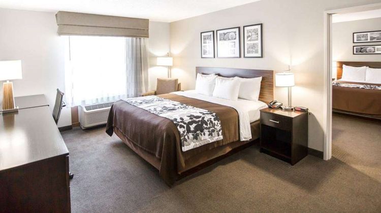 Sleep Inn & Suites Suite