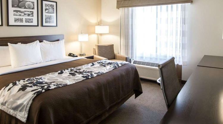 Sleep Inn & Suites Room