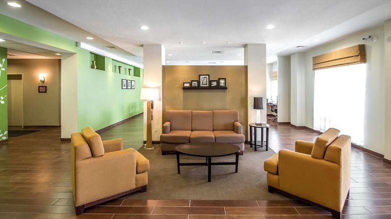 <b>Sleep Inn Lobby</b>. Images powered by <a href="https://iceportal.shijigroup.com/" title="IcePortal" target="_blank">IcePortal</a>.