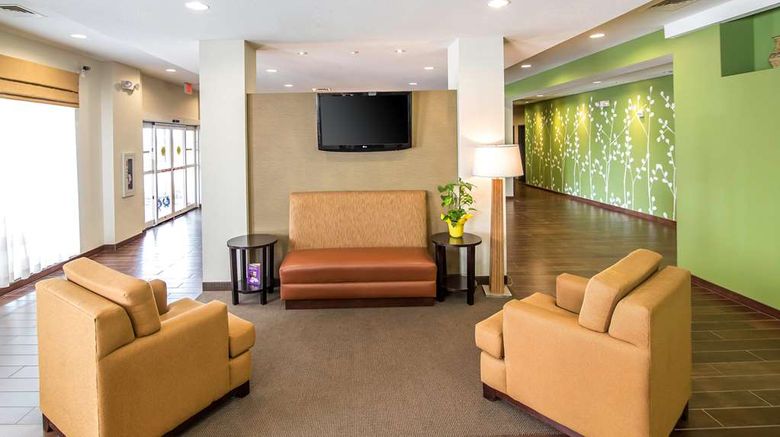 <b>Sleep Inn Lobby</b>. Images powered by <a href="https://iceportal.shijigroup.com/" title="IcePortal" target="_blank">IcePortal</a>.