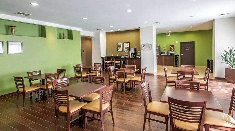 <b>Sleep Inn Restaurant</b>. Images powered by <a href="https://iceportal.shijigroup.com/" title="IcePortal" target="_blank">IcePortal</a>.
