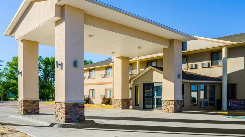 <b>Quality Inn Great Bend Exterior</b>. Images powered by <a href="https://iceportal.shijigroup.com/" title="IcePortal" target="_blank">IcePortal</a>.