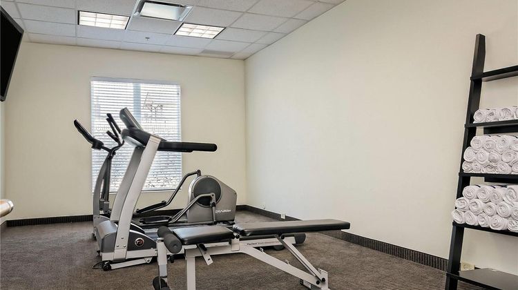Sleep Inn & Suites Fort Scott Health
