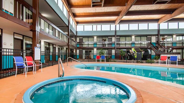 <b>Quality Inn Arkansas City Pool</b>. Images powered by <a href="https://iceportal.shijigroup.com/" title="IcePortal" target="_blank">IcePortal</a>.
