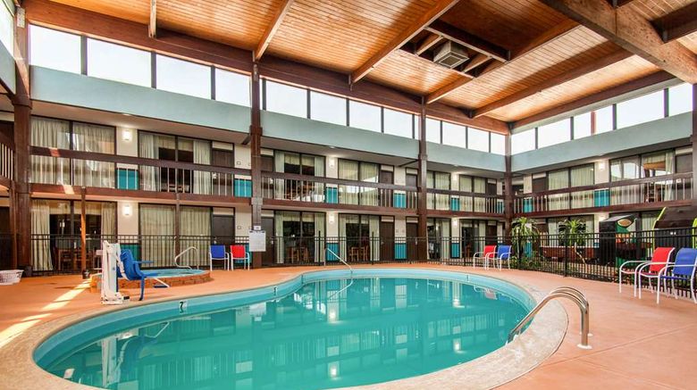<b>Quality Inn Arkansas City Pool</b>. Images powered by <a href="https://iceportal.shijigroup.com/" title="IcePortal" target="_blank">IcePortal</a>.