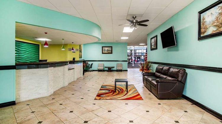 Quality Inn Arkansas City Lobby