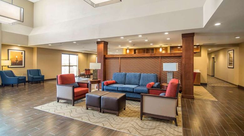 <b>Comfort Suites Dodge City Lobby</b>. Images powered by <a href="https://iceportal.shijigroup.com/" title="IcePortal" target="_blank">IcePortal</a>.