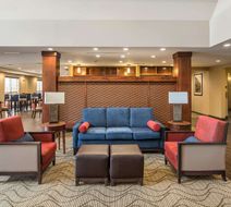 Comfort Suites Dodge City Lobby
