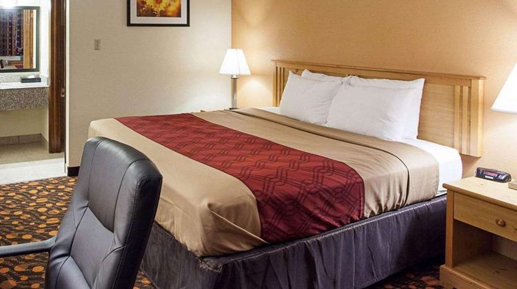 Econo Lodge Phillipsburg Room