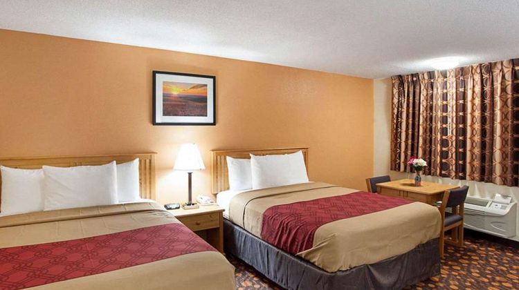 Econo Lodge Phillipsburg Room