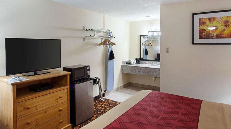 Econo Lodge Phillipsburg Suite