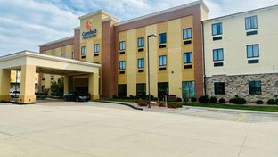 Comfort Inn & Suites Shawnee Kansas City