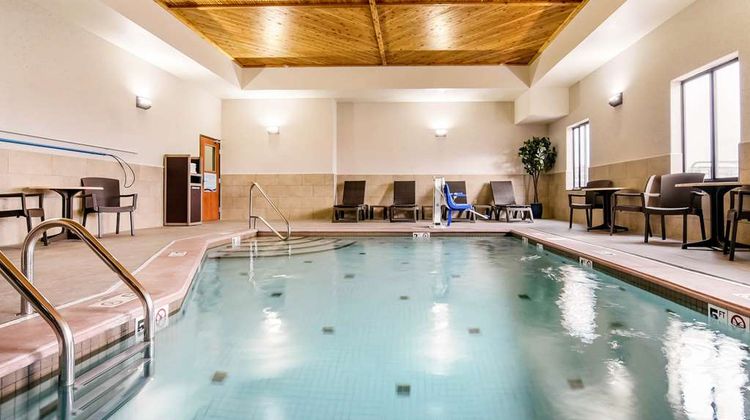 Comfort Inn & Suites Independence Pool