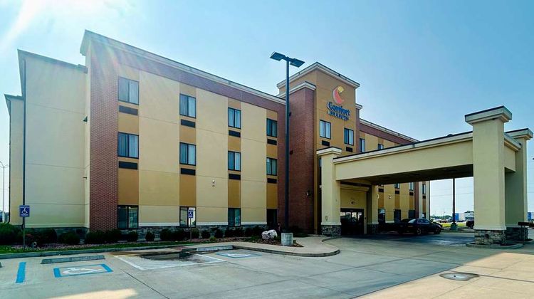 Comfort Inn & Suites Independence Exterior