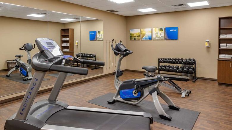 <b>Comfort Inn & Suites Health</b>. Images powered by <a href="https://iceportal.shijigroup.com/" title="IcePortal" target="_blank">IcePortal</a>.