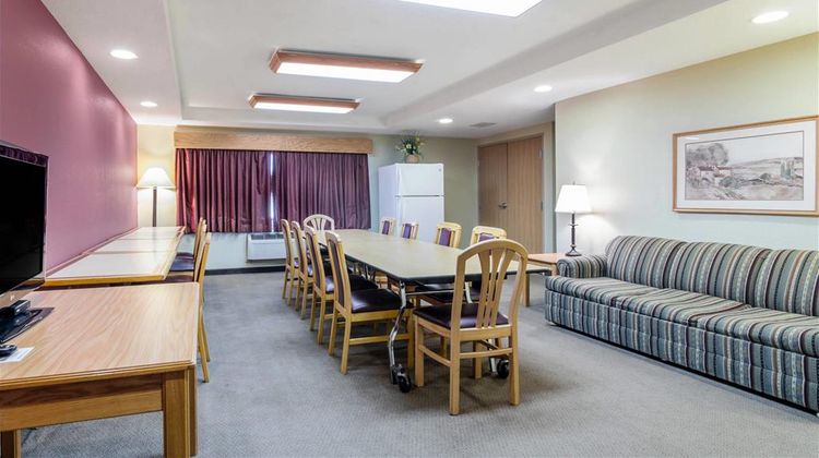 Rodeway Inn of Hesston Meeting