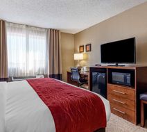 Comfort Inn and Suites Hays Room