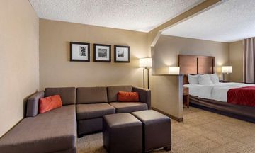 Comfort Inn and Suites Hays
