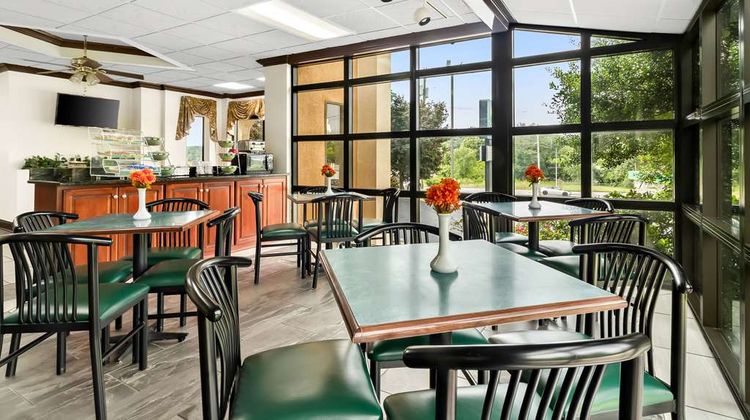 Quality Inn Russellville Restaurant
