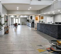 Quality Inn and Suites Brooks Lobby