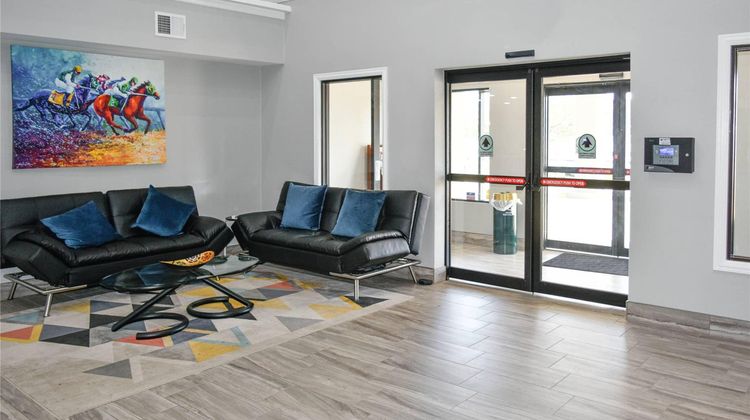 Quality Inn and Suites Brooks Lobby