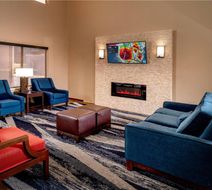 Comfort Suites Lobby