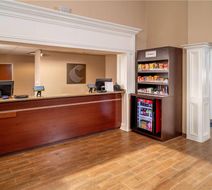 Comfort Suites Lobby