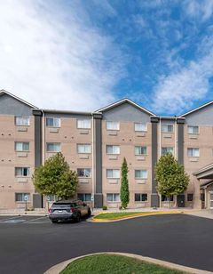 Comfort Suites
