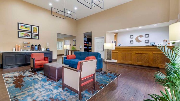 Comfort Suites Lobby