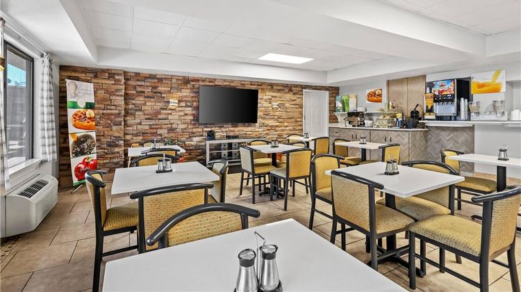 Quality Inn Bowling Green Restaurant